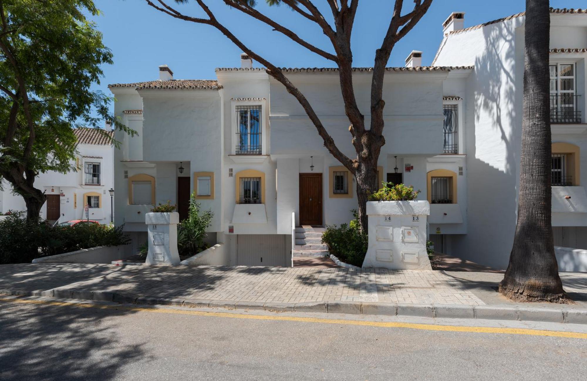 Wintowinrentals Townhouse, Pool & Beach Marbella Esterno foto